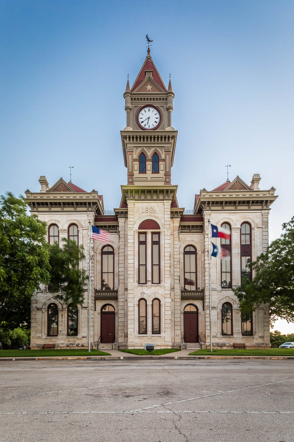 COUNTY COURTHOUSES